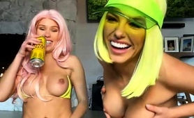 Two Kinky Lesbian Friends Masturbating Together On Webcam